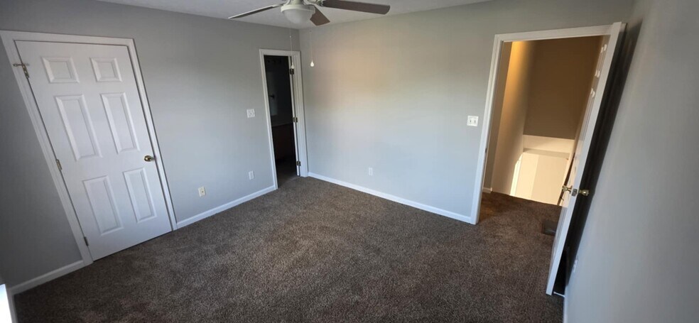 Building Photo - 126 Candle Ct