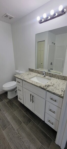 Building Photo - 4751 27th St SW