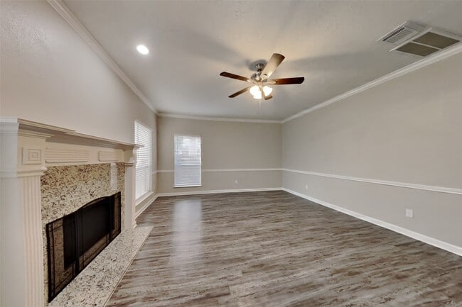 Building Photo - 16423 Concord Falls Ln