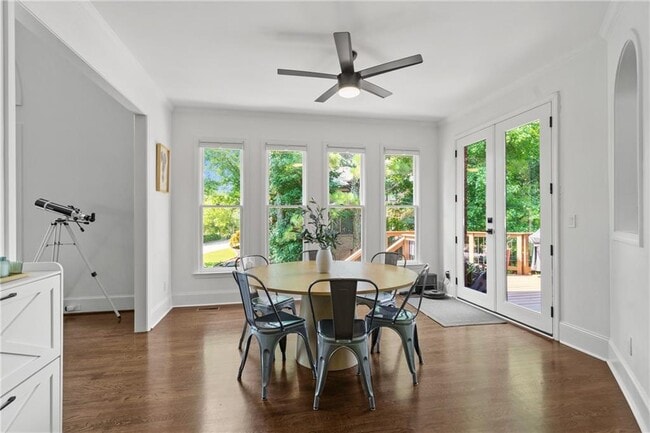 Building Photo - 455 Majestic Cove