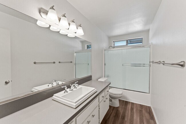 Building Photo - 17972 Baron Cir