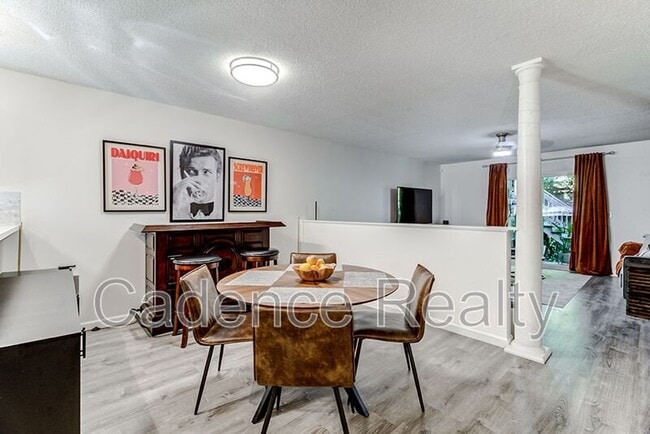 Building Photo - 4609 McClelland Dr