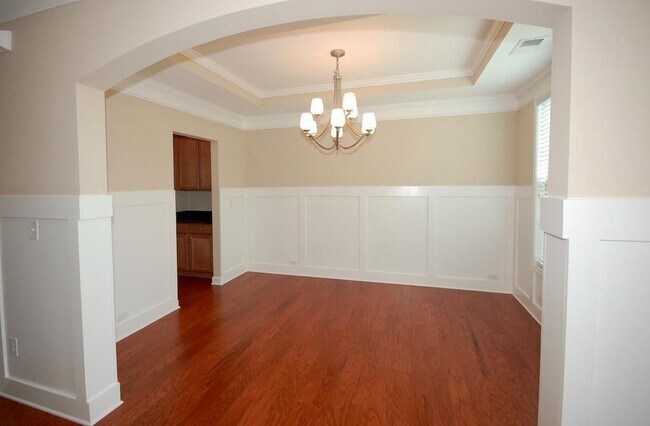 Building Photo - 235 Haney Rd