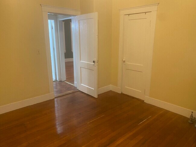 Building Photo - 242 Hyde Park Ave