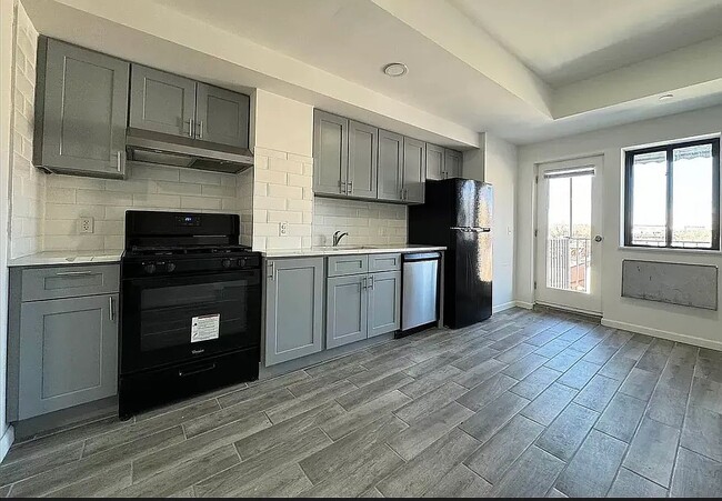 Building Photo - 14-54-43 31st Avenue
