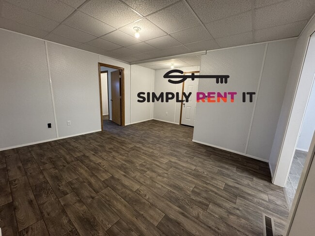 Building Photo - Renovated 1 Bedroom, 1 Bathroom Main Floor, Roland, IA