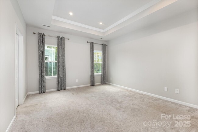Building Photo - 2523 Grantham Place Dr