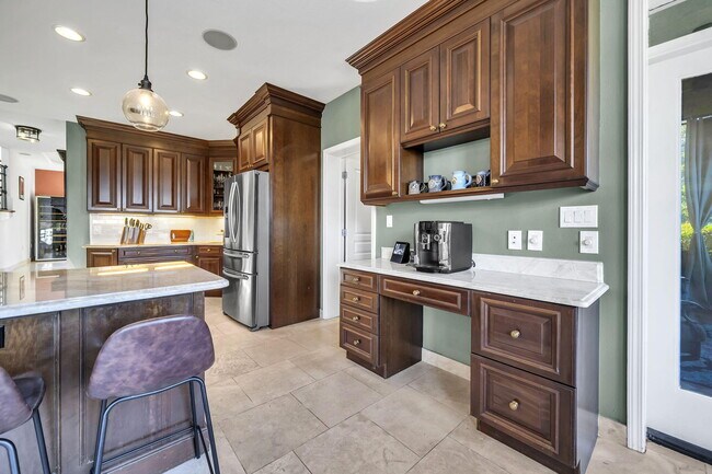 Building Photo - 1393 Sunset Beach Dr