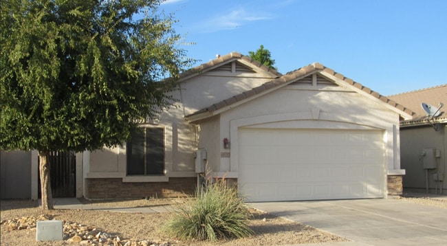 Building Photo - 8628 E Nopal Ave