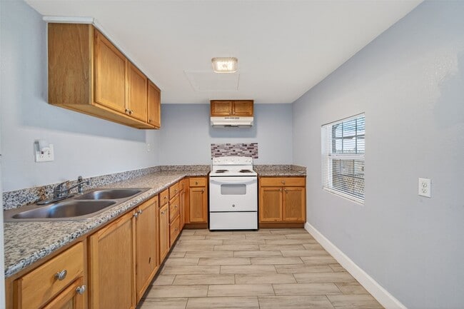 Building Photo - 7454 Navidad Rd