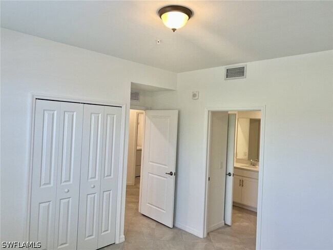 Building Photo - 5651 Double Eagle Cir