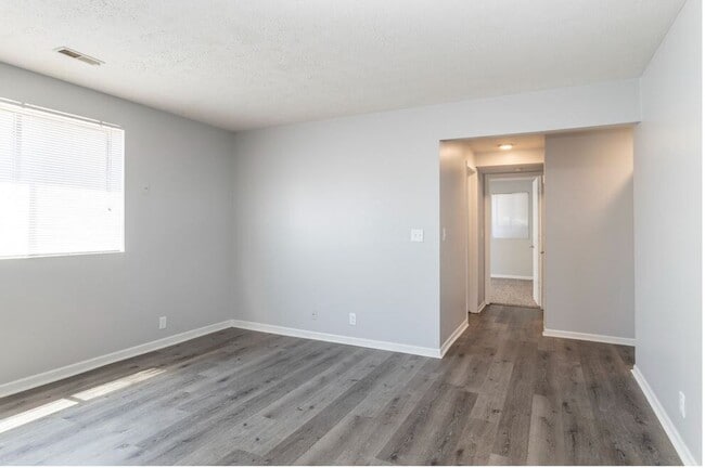 Interior Photo - Belleville