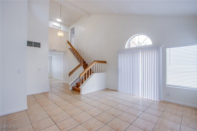 Building Photo - 6726 Paljay Ct