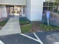 Building Photo - 701 Coventry Ln