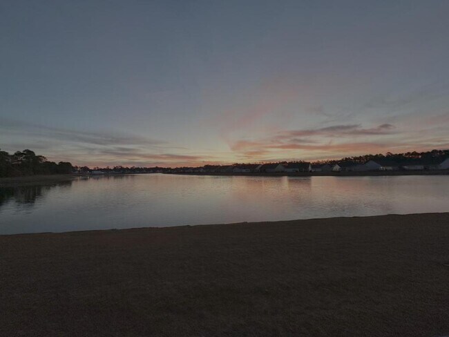 Building Photo - 748 Isle Verde Dr