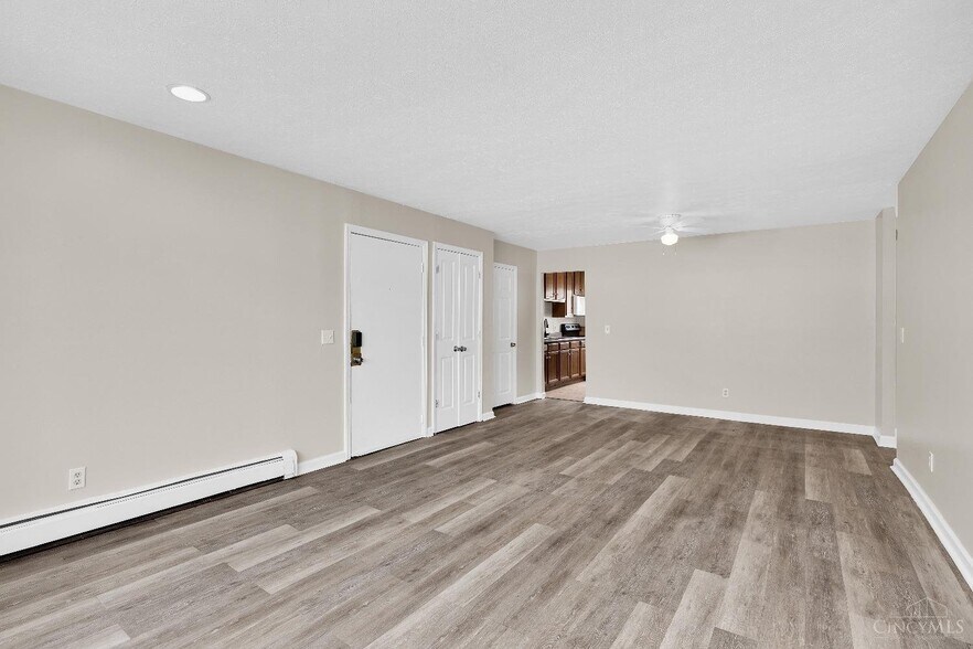 Building Photo - 6110 Stover Ave