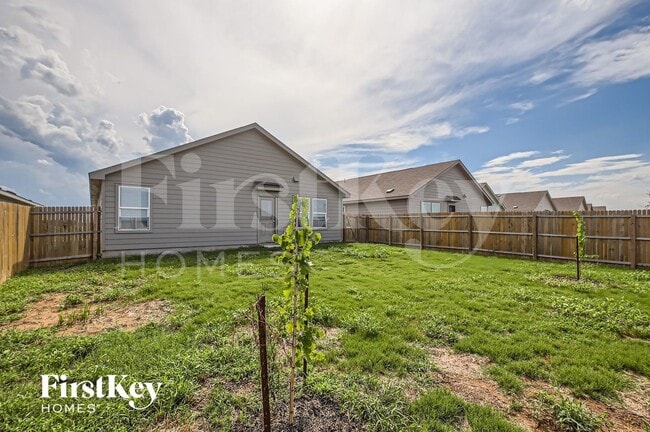 Building Photo - 3921 Far Horizon