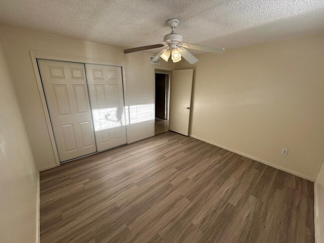 Building Photo - 1857 E University Dr