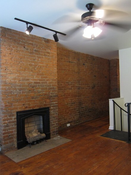 Living area - 1016 Bingham St