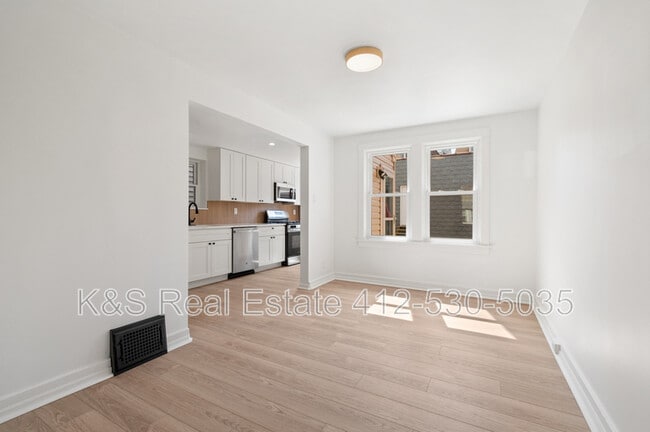 Building Photo - 417 Dargan St