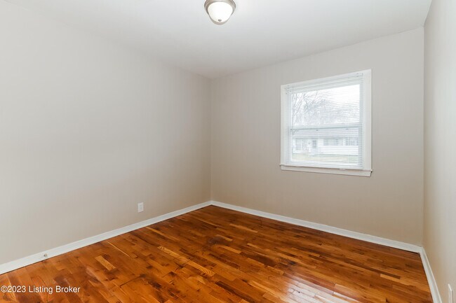 Building Photo - 3752 Penway Ave