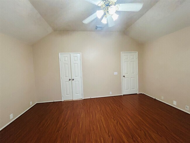 Building Photo - 5018 Rocky Manor Ln