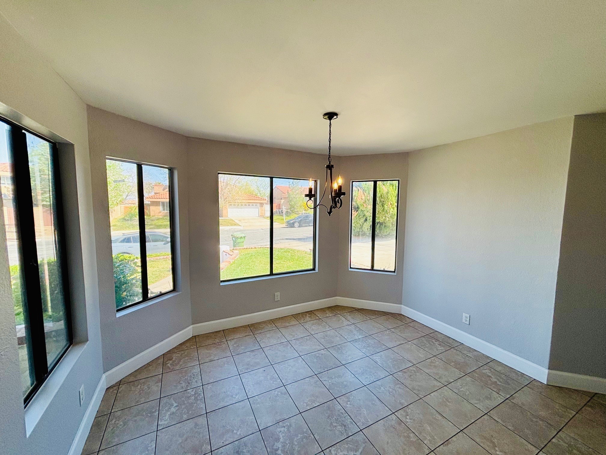 Building Photo - 38343 5th Pl W