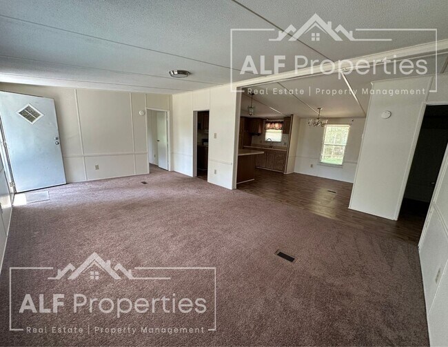 Building Photo - Peaceful 3BR Home on Plantation Drive