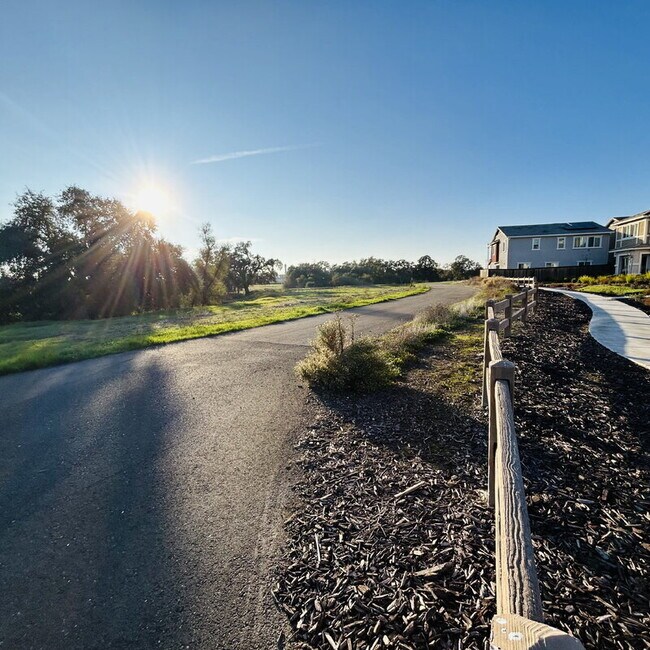 Building Photo - 5312 Molino Cir