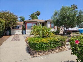 Building Photo - 2 Bedroom - 1 Bathroom home in Bay Park