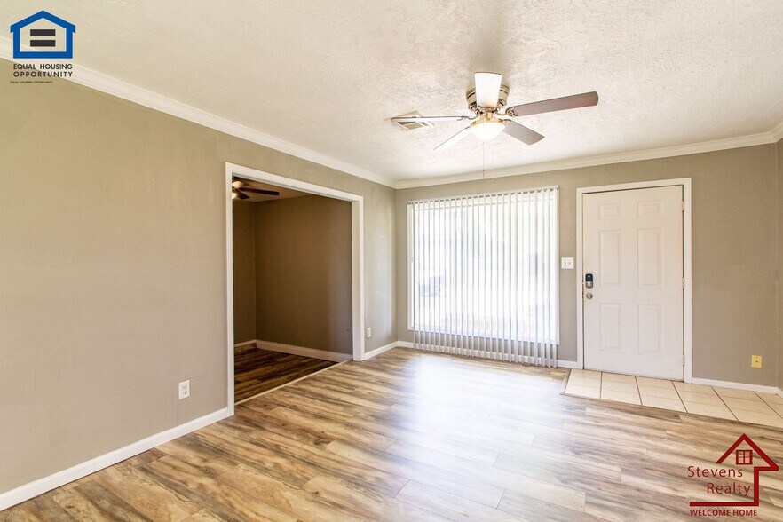 Building Photo - 2610 NW Lindy Ave