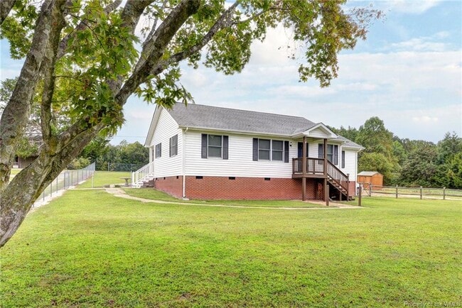 Building Photo - 5930 Farmers Dr