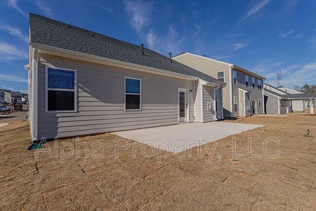 Building Photo - 131 Battery Creek Dr