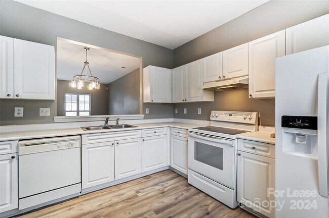 Building Photo - 6429 Mallard View Ln