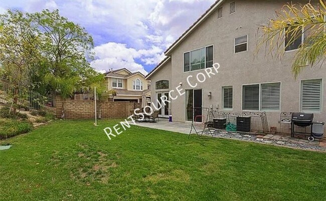 Building Photo - 22909 Redwood Ct