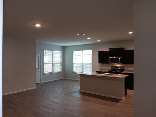 Building Photo - 8725 Willowsun Wy
