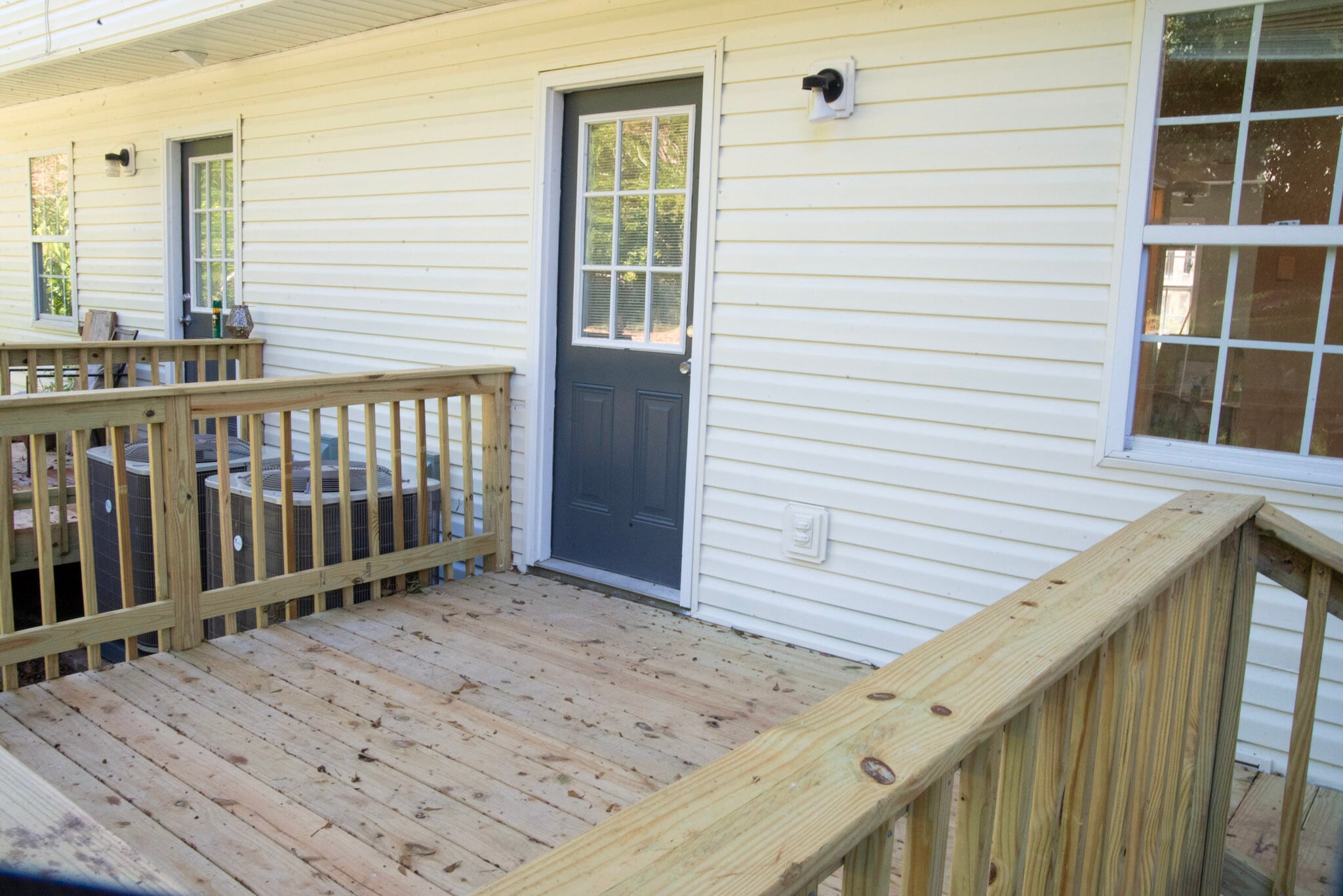 Back Patio - 302 Atlanta Ave SE