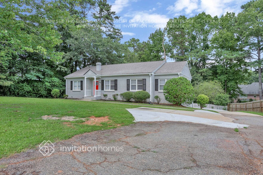 Building Photo - 60 Harmony Grove Rd