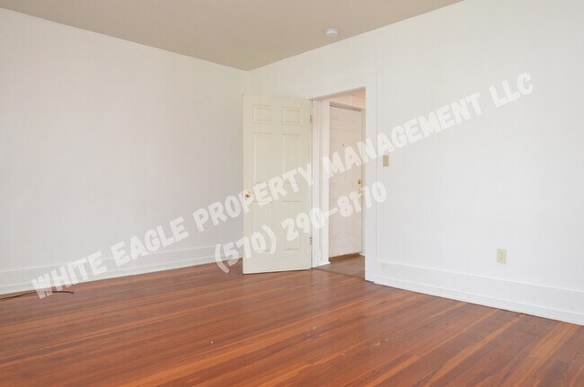 Building Photo - 738 Harrison Ave