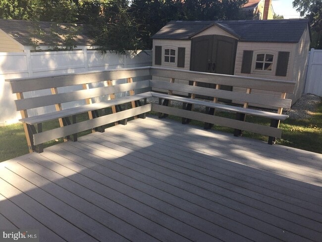 Building Photo - Fairfax - North Wilmington - 4 bedroom ava...
