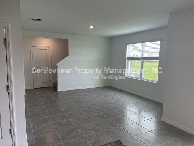 Building Photo - 10451 Quail Grv Wy