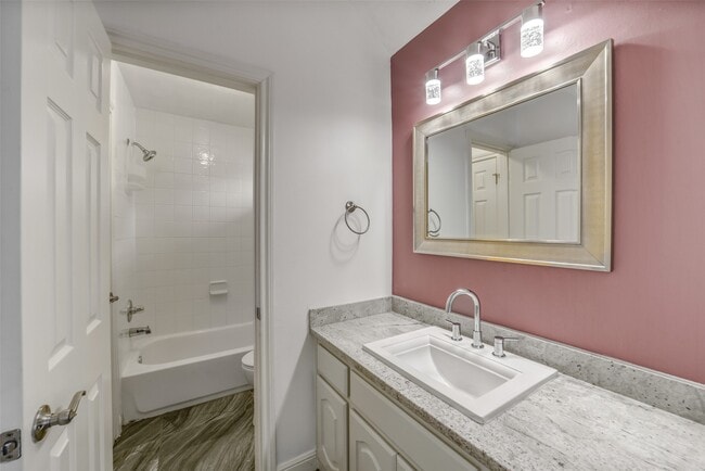 Building Photo - 16810 Noble Pass Ln