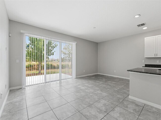 Building Photo - 7052 Grand Elm Dr