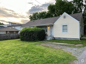 Building Photo - 6334 Patton Ave