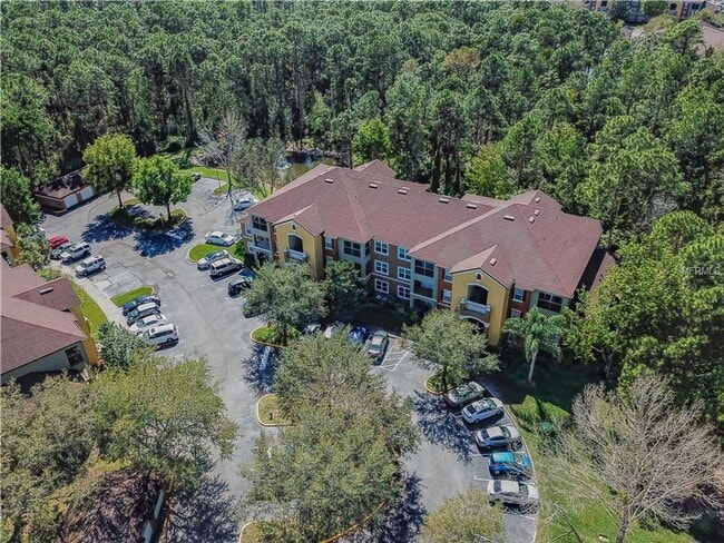 Building Photo - Gorgeous  Forest View, Wood Floors  1/1 condo for RENT @The Crest close to UCF.