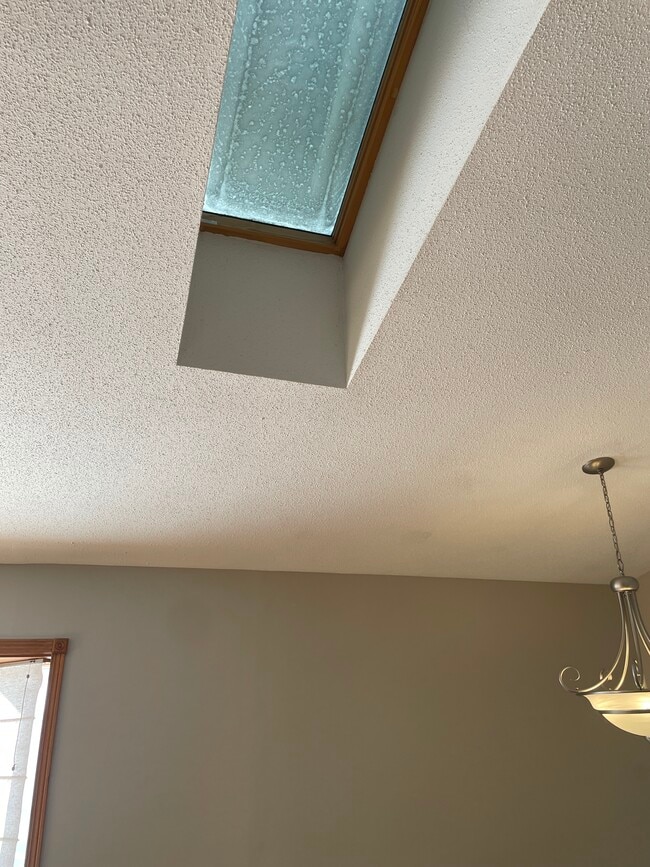 Building Photo - 3991 Whiting Ln