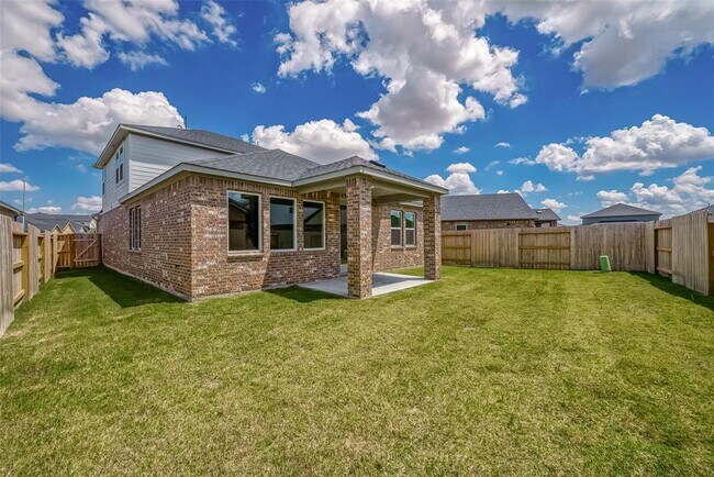 Building Photo - 21807 White Stone Creek Dr