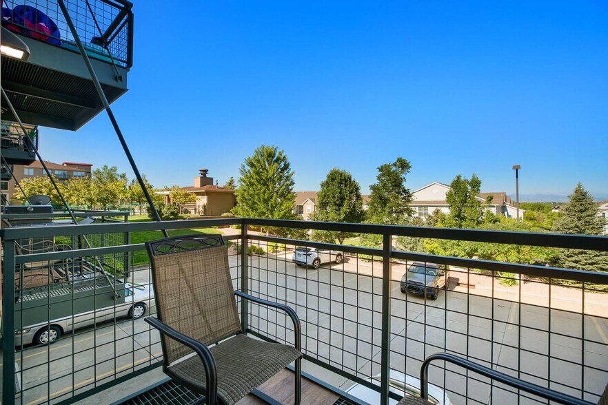 Building Photo - 10176 Park Meadows Dr