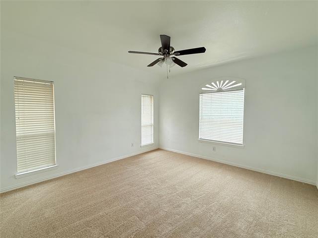Building Photo - 1313 Baythorne Dr