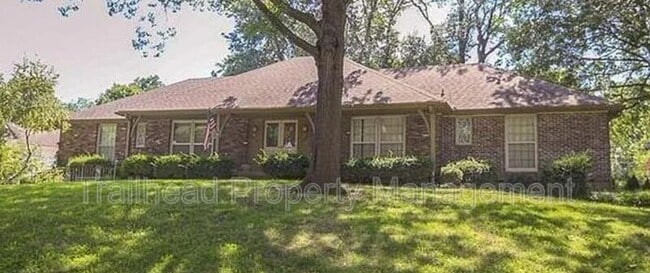 Primary Photo - 11332 E Minor Dr